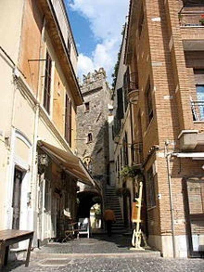 Little House In The Centre Nettuno Apartamento Exterior foto